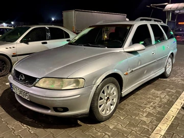 Авто Opel Vectra 1999 № 8561488