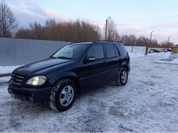 Авто Mercedes Ml Серия 2000 № 8561668