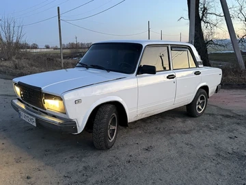 Авто ВАЗ 2107 1999 № 8561704