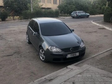 Авто Volkswagen Golf 2004 № 8561718