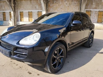 Авто Porsche Cayenne 2005 № 8561756