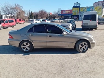 Авто Mercedes 200 2004 № 8561901