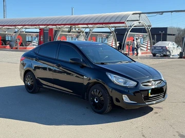 Авто Hyundai Accent 2013 № 8561915