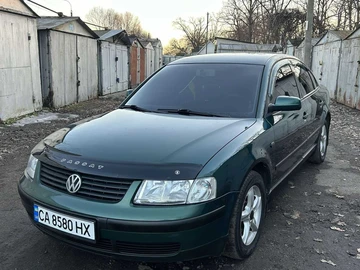 Авто Volkswagen Passat Sedan 1999 № 8561926