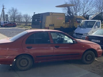 Авто Nissan Almera 1995 № 8561929