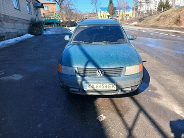 Авто Volkswagen Passat Variant 1998 № 8562031