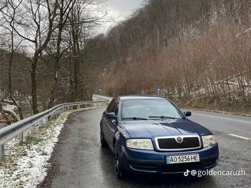 Авто Skoda Superb 2004 № 8562037