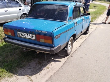 Авто ВАЗ 2105 1988 № 8562205