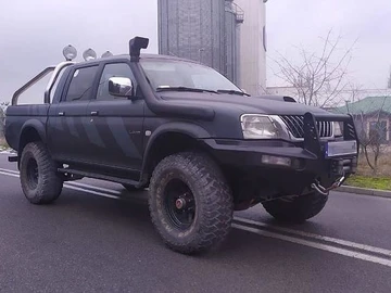 Авто Mitsubishi L 200 2003 № 8562209