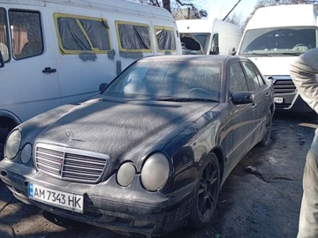Авто Mercedes 220 2002 № 8562235