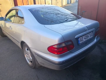 Авто Mercedes Clk Серия 1998 № 8562455