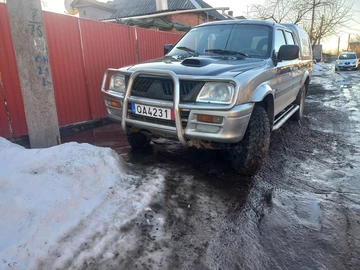 Авто Mitsubishi L 200 2005 № 8562469