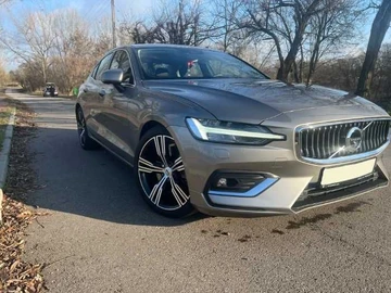 Авто Volvo S60 2019 № 8562482