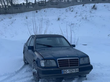 Авто Mercedes W124 1985 № 8562522