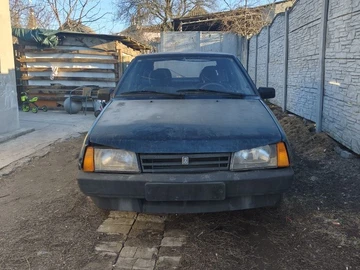 Авто ВАЗ 2109 1995 № 8562595
