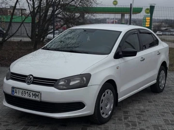 Авто Volkswagen Polo 2012 № 8562605