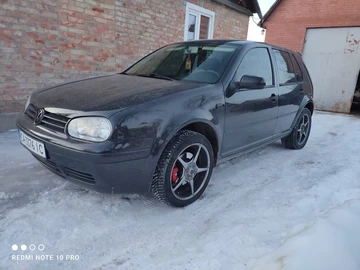 Авто Volkswagen Golf 2001 № 8562834