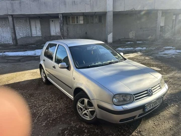 Авто Volkswagen Golf 2003 № 8562844