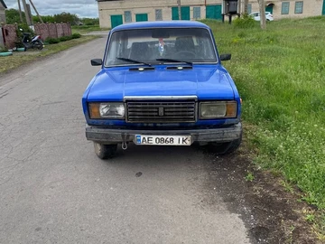 Авто ВАЗ 2107 1993 № 8563081