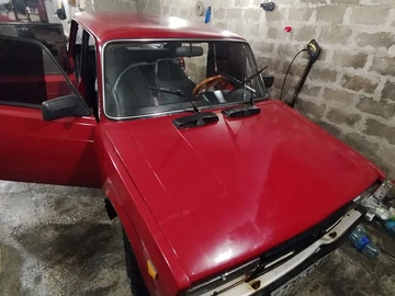 Авто ВАЗ 2105 1990 № 8563154