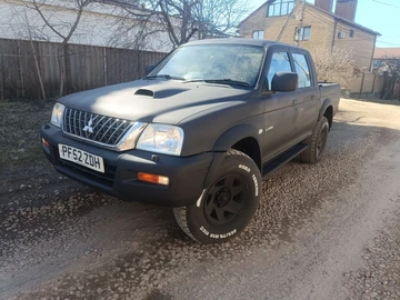 Авто Mitsubishi L 200 2004 № 8563417