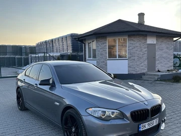 Авто BMW 5 Серия 2010 № 8563418