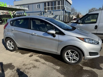 Авто Ford Fiesta 2017 № 8563426