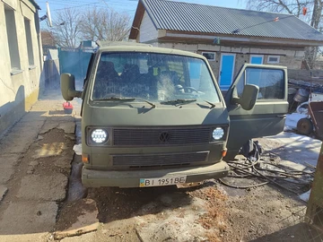 Авто Volkswagen Transporter 1985 № 8563470