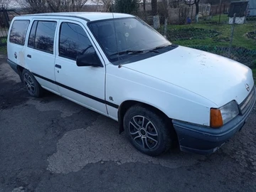 Авто Opel Kadett 1987 № 8563475