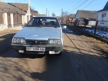 Авто ВАЗ 2109 1990 № 8563628