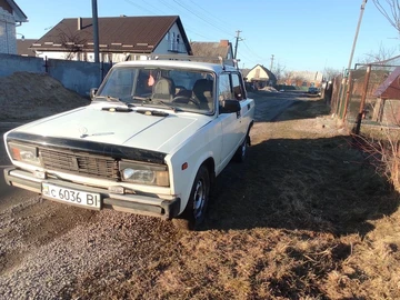 Авто ВАЗ 2105 1990 № 8563633