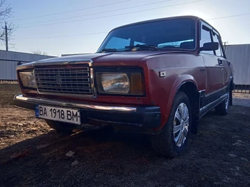 Авто ВАЗ 2107 1990 № 8563669