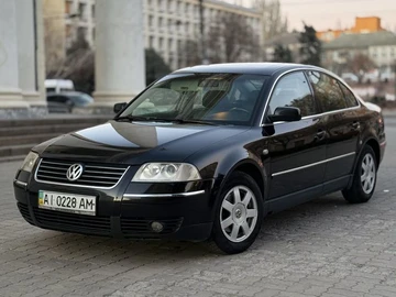 Авто Volkswagen Passat Sedan 2004 № 8564123