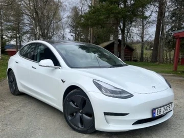 Авто Tesla Model 3 2019 № 8564396