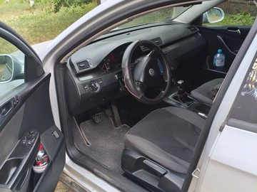 Авто Volkswagen Passat Variant 2005 № 8564501