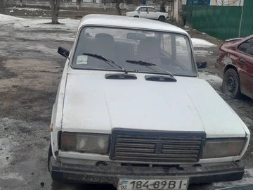Авто ВАЗ 2107 1996 № 8564557
