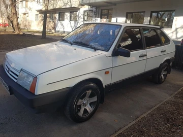 Авто ВАЗ 2109 1995 № 8564671