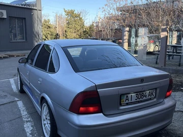 Авто Opel Vectra 1999 № 8564874
