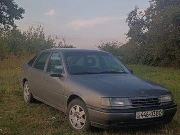 Авто Opel Vectra 1990 № 8565185