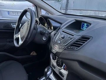 Авто Ford Fiesta 2013 № 8565455