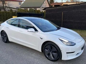 Авто Tesla Model 3 2019 № 8565522