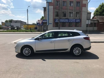 Авто Renault Megane 2010 № 8565535