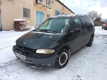 Авто Chrysler Voyager 2000 № 8565654