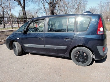 Авто Renault 4 2004 № 8565661