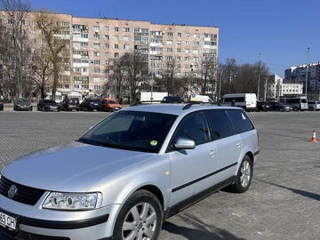 Авто Volkswagen Passat Variant 1999 № 8565794