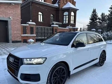Авто Audi Q7 2017 № 8565860