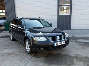Авто Volkswagen Passat Variant 2004 № 8566022