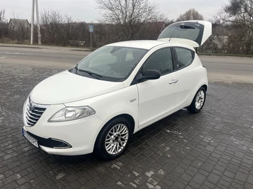 Авто Lancia Ypsilon 2013 № 8566160