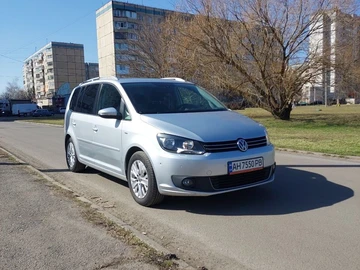 Авто Volkswagen Touran 2013 № 8566382