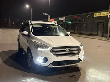 Авто Ford Kuga 2019 № 8566399